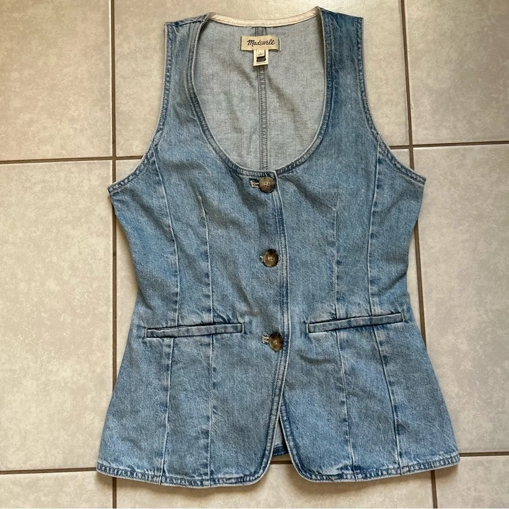 Madewell Women's Denim Scoop Neck Vest in Edmonson Wash 2 / S - Picture 3 of 12